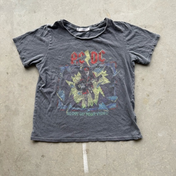Vintage Women’s AC/DC Graphic Tee - Picture 1 of 4